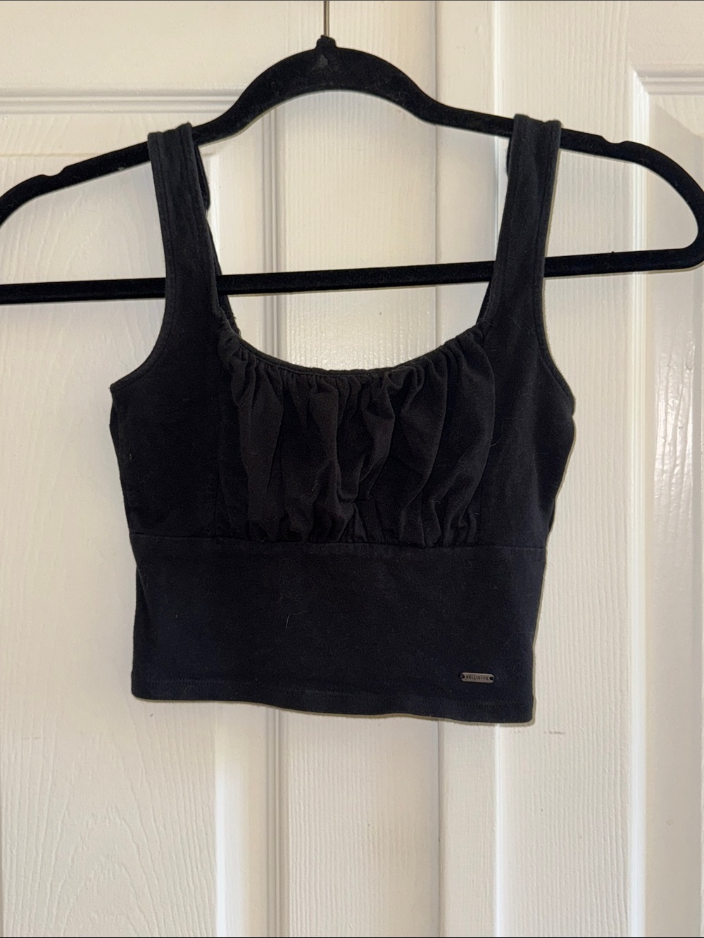 NWOT Hollister Black Ruched Crop Tank Top